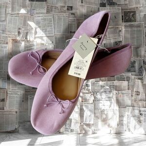 NWT Lavender Memory Foam Ballerina Flat